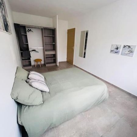 Jolie Maison De Village 2 Chambres Ouveillan ภายนอก รูปภาพ